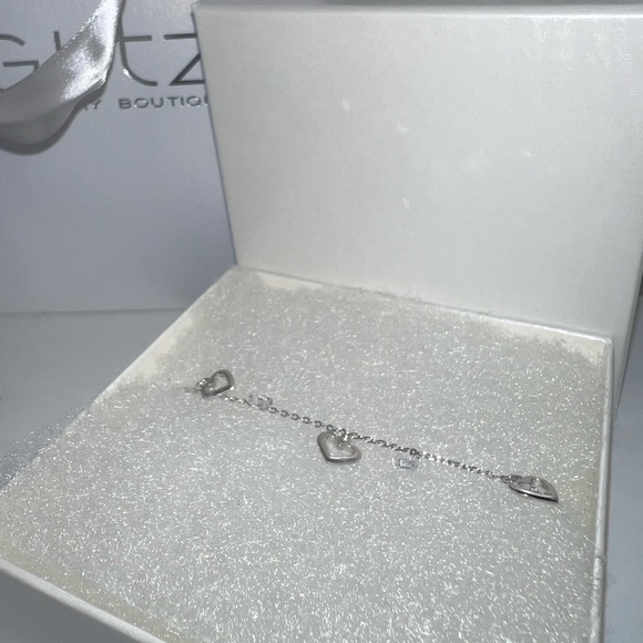 Diamond and heart bracelet - Picture 3 of 7